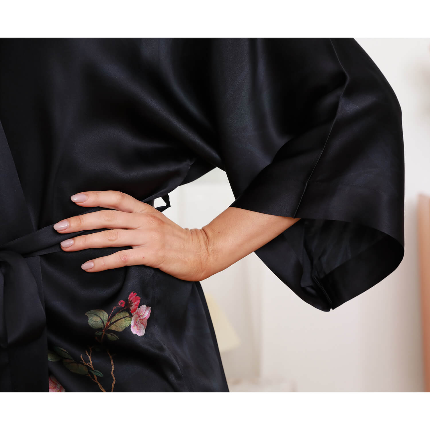 Women's Floral Print Pure Silk Kimono Robes Black One size fits most