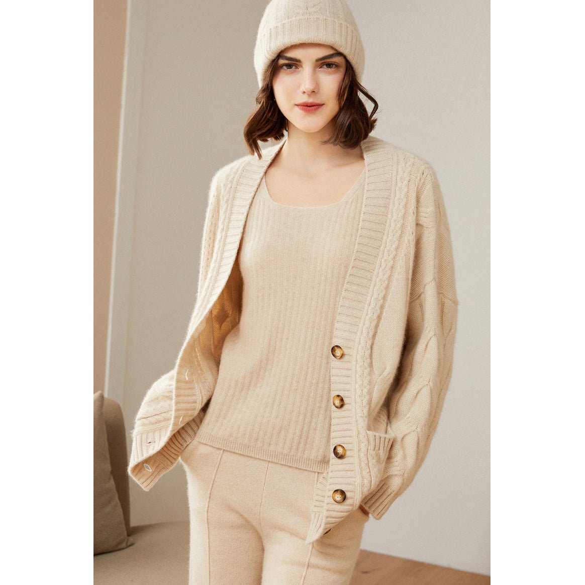 Women's Ribbed Knit Scoop Neck Sleeveless Cashmere Vest U - Neck Cashmere Tank