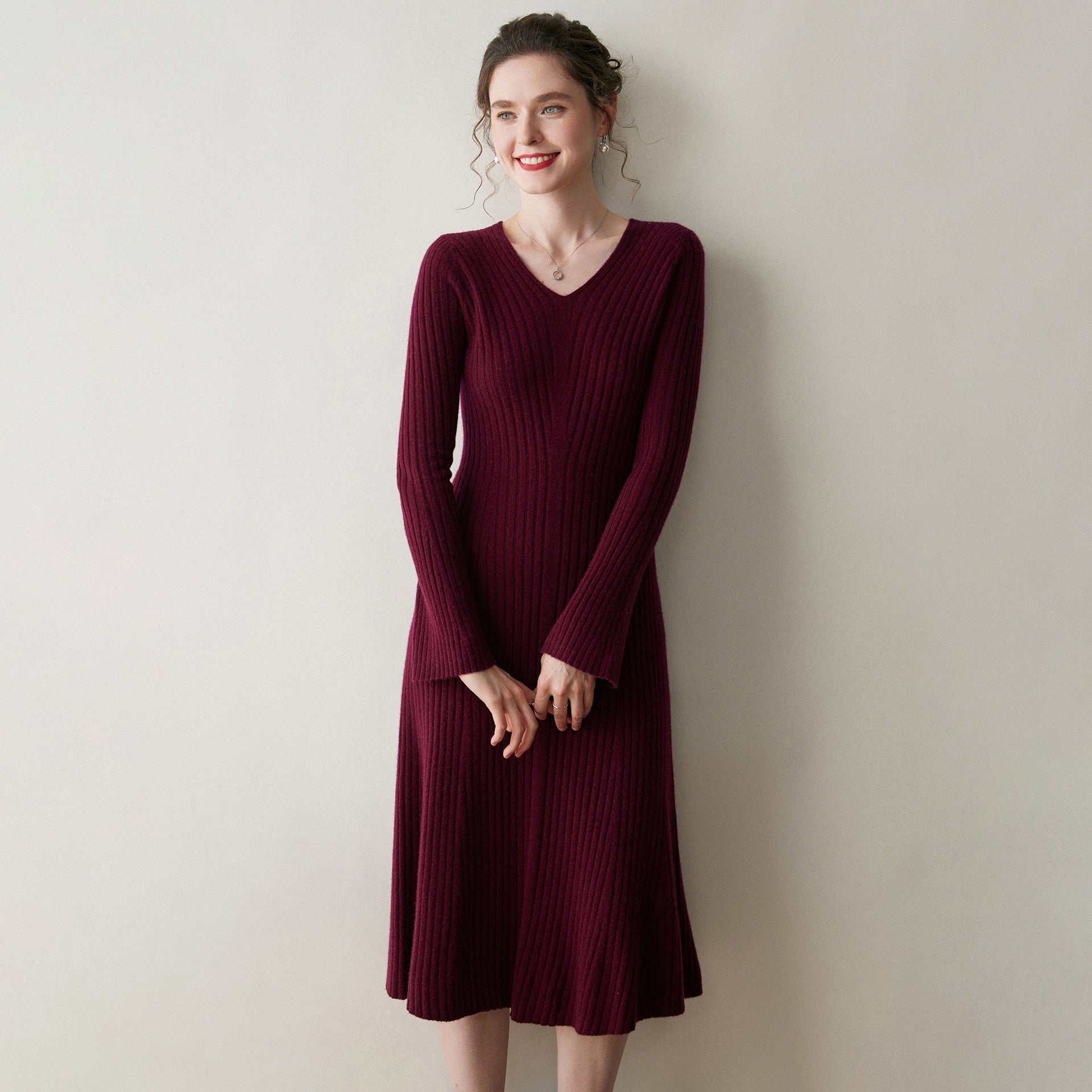 Womens Ribbed V-Neck Cashmere Midi Dress with Flared Sleeves Claret XS