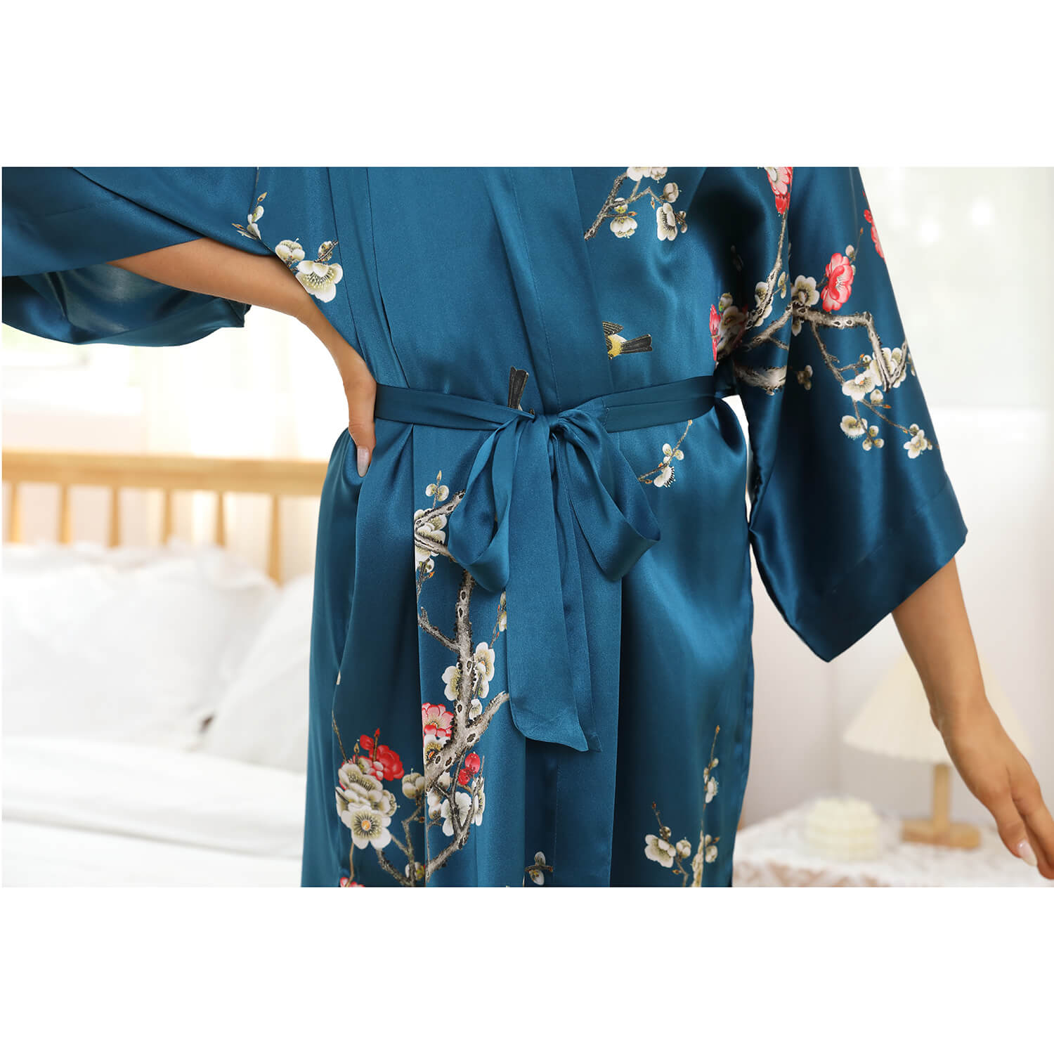 Women's Blossom Printing Short Pure Silk Kimono Robes