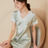 Kvinnors lyxiga eleganta sidennattlinne Spetskant Sexig sömnklänning