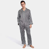 Randig lång sidenpyjamas för män, svart och vit randig sidenpyjamas
